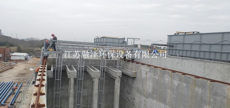 行车泵吸式吸泥机 行车泵吸式吸泥机